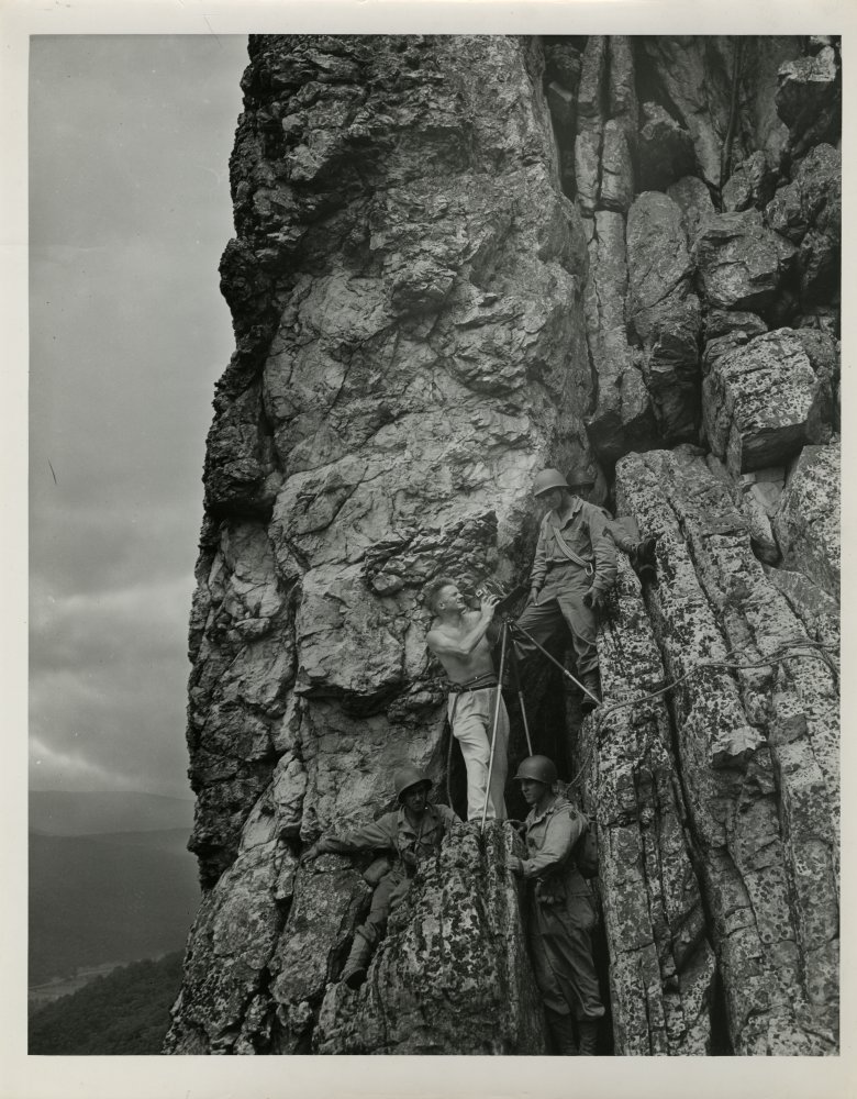 04-324 (click for large image)